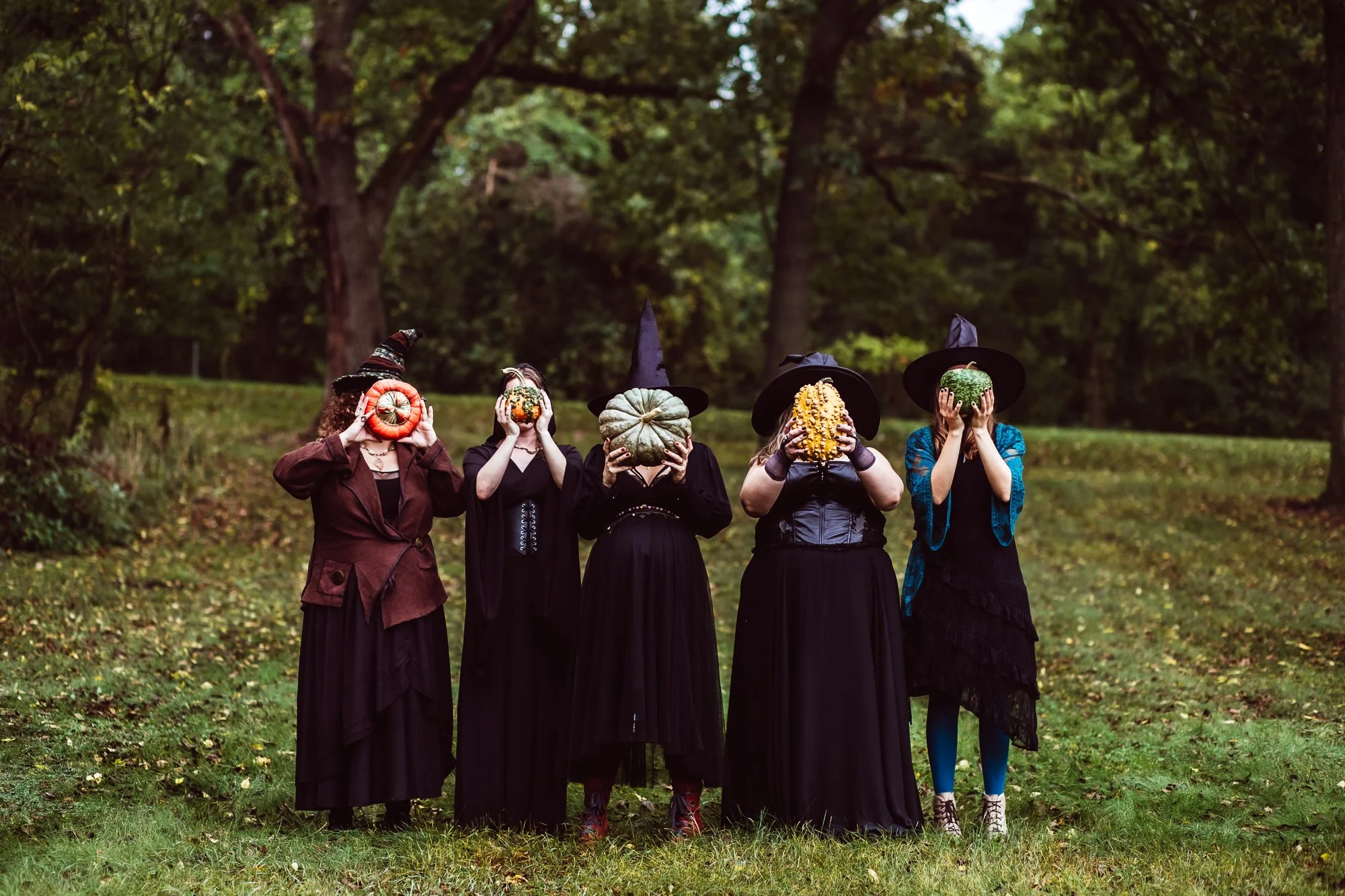 Witchy Maternity Session in Nature with Friends - Unique Maternity